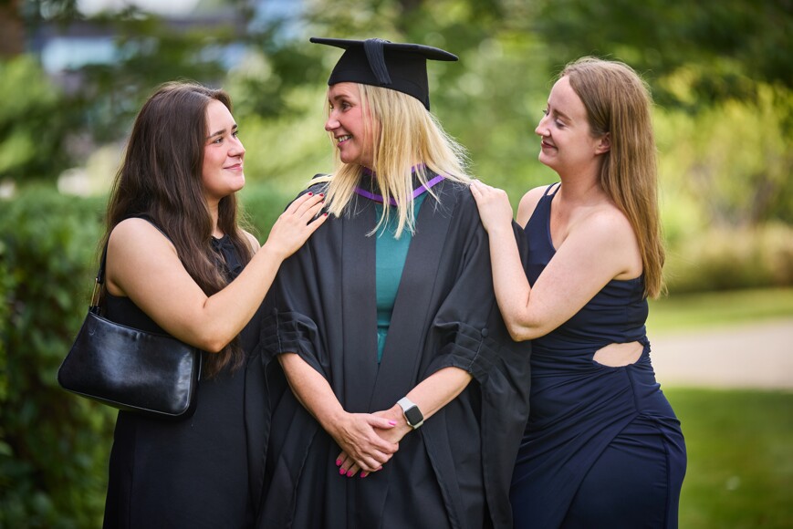 Carol Kennett with Daughters