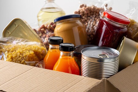 Donation Stations open across College for Marie Th&eacute;r&egrave;se Day